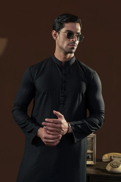 Black Design Kurta Pajama