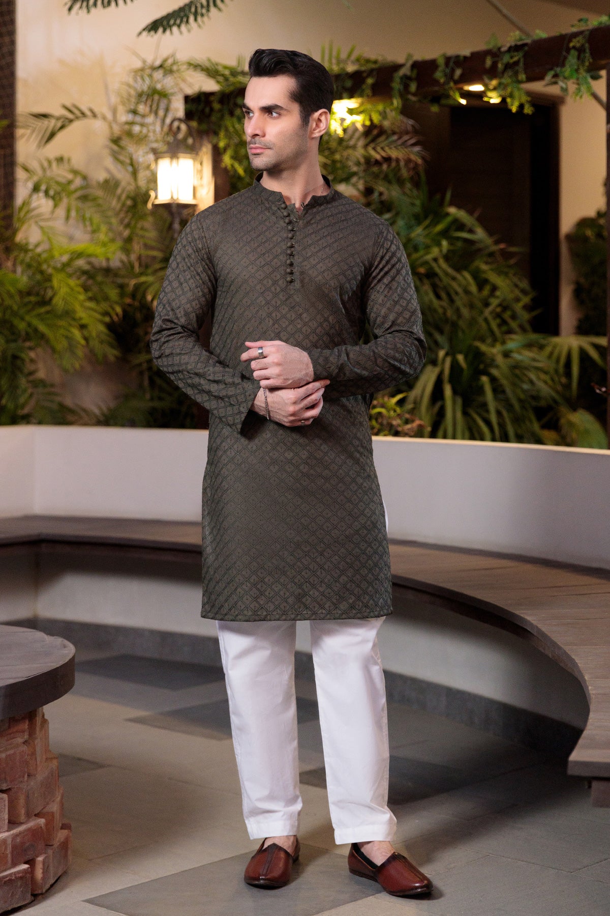 Chikan Kurta Pajama 7