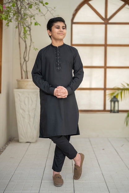 Kids Embroidered Suit 5