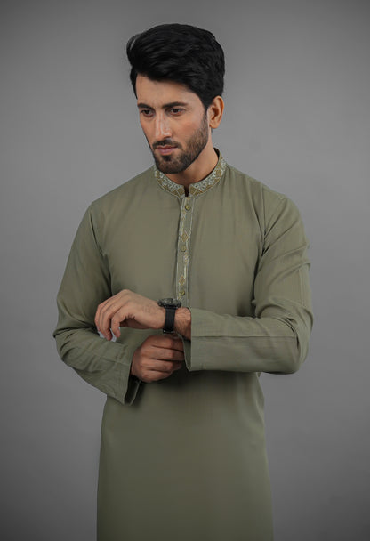 Embroidered Kurta 7384-1